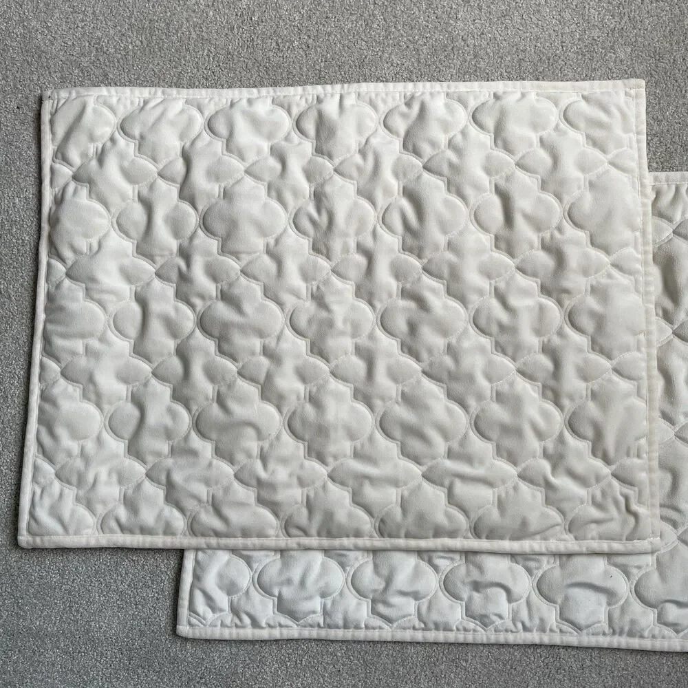 N/A pillow shams